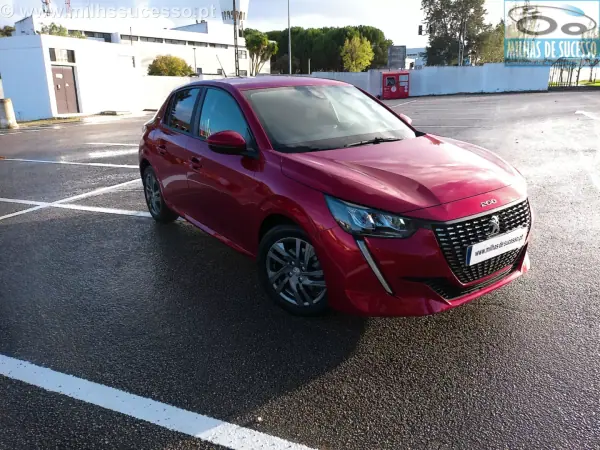Peugeot 208 2021 - 14500 EUR, 40000 km - AUTO.MOTO.pt - 40000km - foto 14 de 35