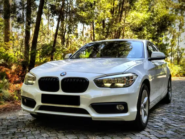 BMW 116 2017 - 12900 EUR, 205000 km - AUTO.MOTO.pt - 205000km - foto 4 de 25