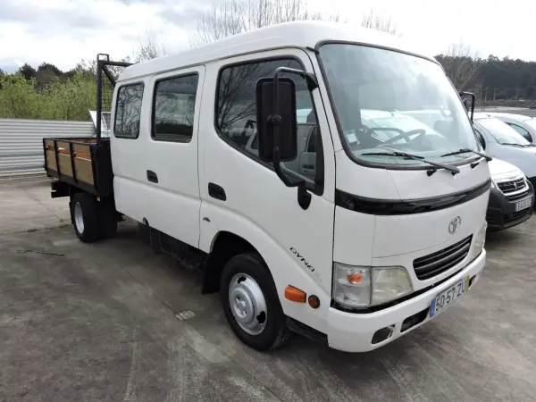 Toyota Dyma M CT 2005 Diesel — 500 000 km Toyota Dyma M CT 2005 Diesel
