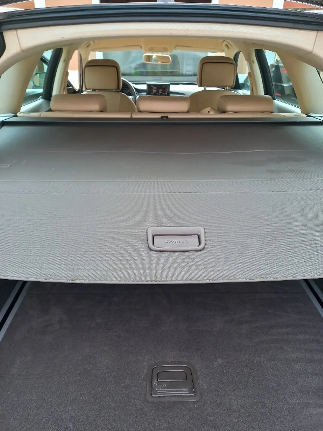 Audi A6 Avant 2013 - 13000 EUR, 255 km - AUTO.MOTO.pt - 255km - foto 17 de 18