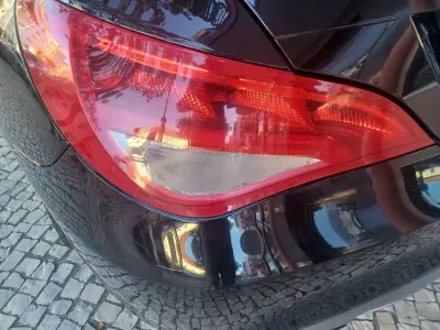 Mercedes-Benz CLA 180 2016 - 16890 EUR, 138109 km - AUTO.MOTO.pt - 138109km - foto 27 de 34