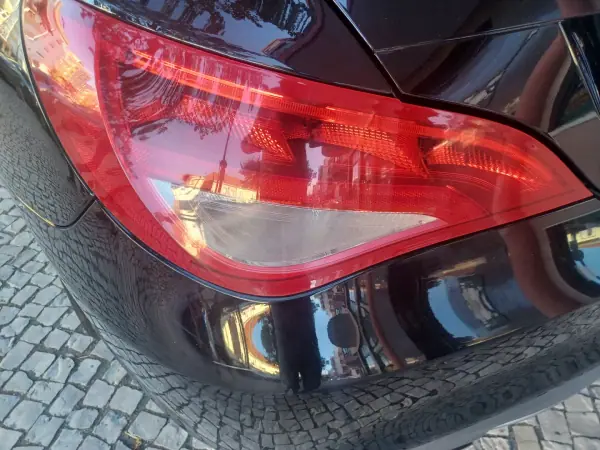 Mercedes-Benz CLA 180 2016 - 16890 EUR, 138109 km - AUTO.MOTO.pt - 138109km - foto 27 de 34