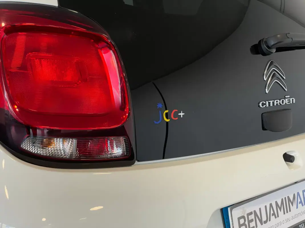 Citroën C1 2021 - 11750 EUR, 89457 km - AUTO.MOTO.pt - 89457km - foto 6 de 19