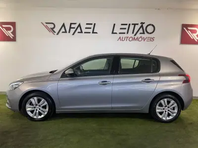 Peugeot 308 2020 - 9750 EUR, 112000 km - 112000km - foto 5 de 30