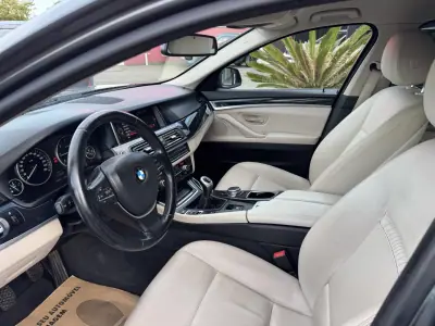 BMW 518 2016 - 17500 EUR, 199000 km - AUTO.MOTO.pt - 199000km - foto 13 de 38