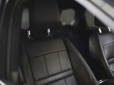 Land Rover Range Rover Evoque 2022 - 39990 EUR, 62000 km - AUTO.MOTO.pt - 62000km - foto 23 de 23