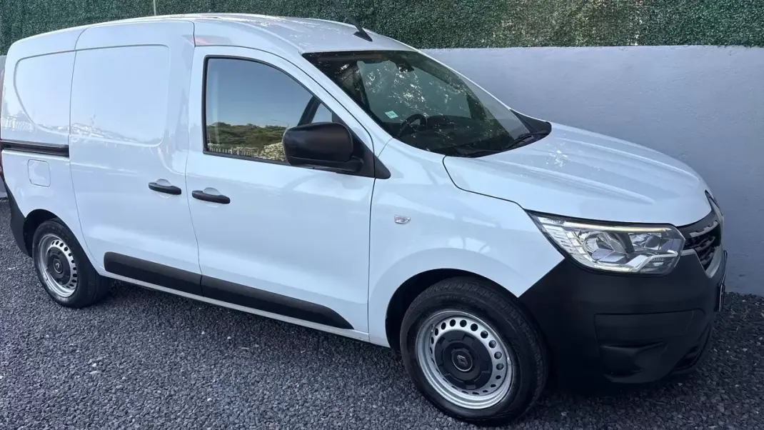 Renault 2023 - 11900 EUR, 99500 km - 99500km - foto 12 de 13