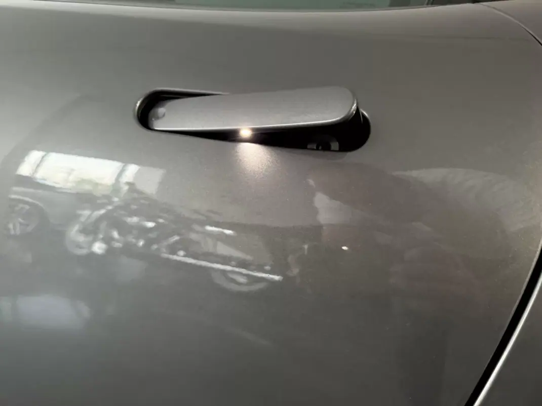 Jaguar F-Type 2018 - 46000 EUR, 64300 km - AUTO.MOTO.pt - 64300km - foto 28 de 135