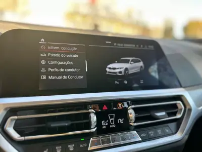 BMW 330 2019 - 30000 EUR, 206305 km - AUTO.MOTO.pt - 206305km - foto 35 de 43