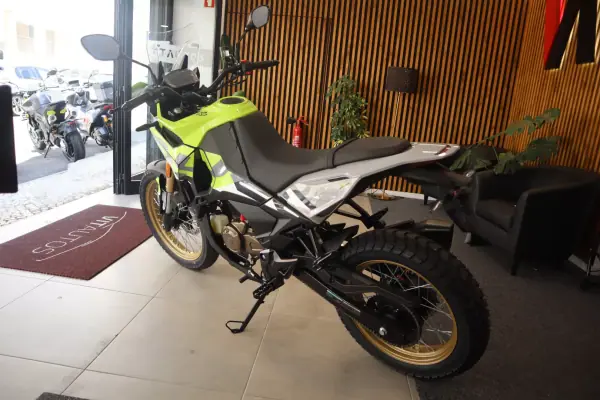 Kl DUAL X 2026 Petrol