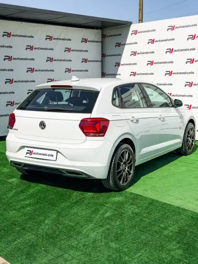 Volkswagen Polo 2018 - 12500 EUR, 112178 km - 112178km - foto 2 de 21