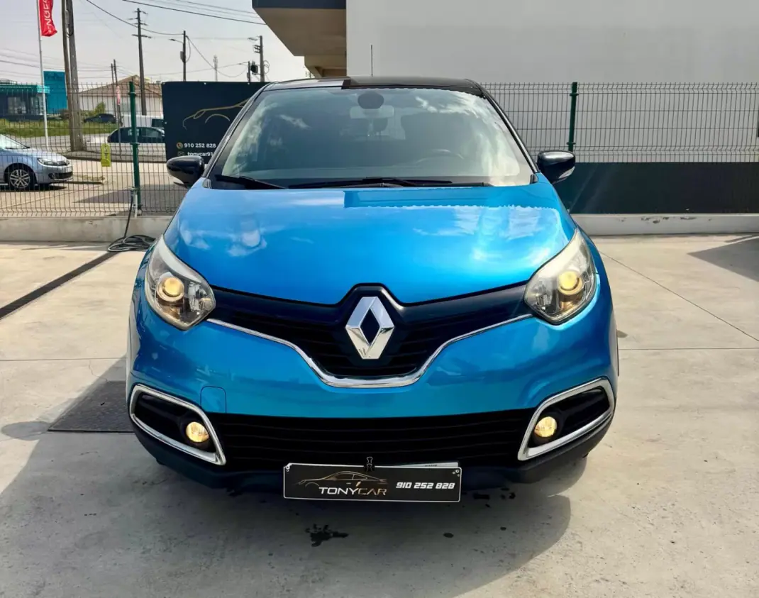 Renault Captur 2015 - 14900 EUR, 164000 km - AUTO.MOTO.pt - 164000km - foto 3 de 17