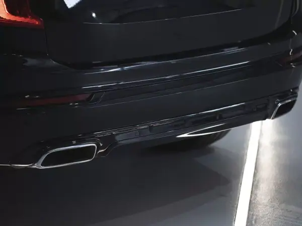 Volvo XC 90 2018 - 35990 EUR, 147431 km - AUTO.MOTO.pt - 147431km - foto 13 de 27