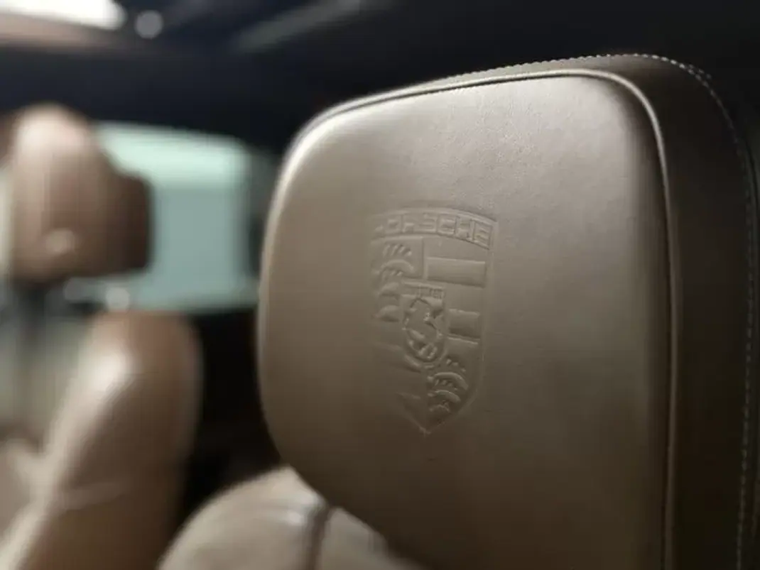 Porsche Macan 2015 - 34999 EUR, 200000 km - 200000km - foto 13 de 18