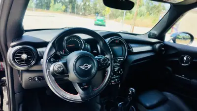 MINI 3 Portas 2017 - 14990 EUR, 95000 km - AUTO.MOTO.pt - 95000km - foto 11 de 32