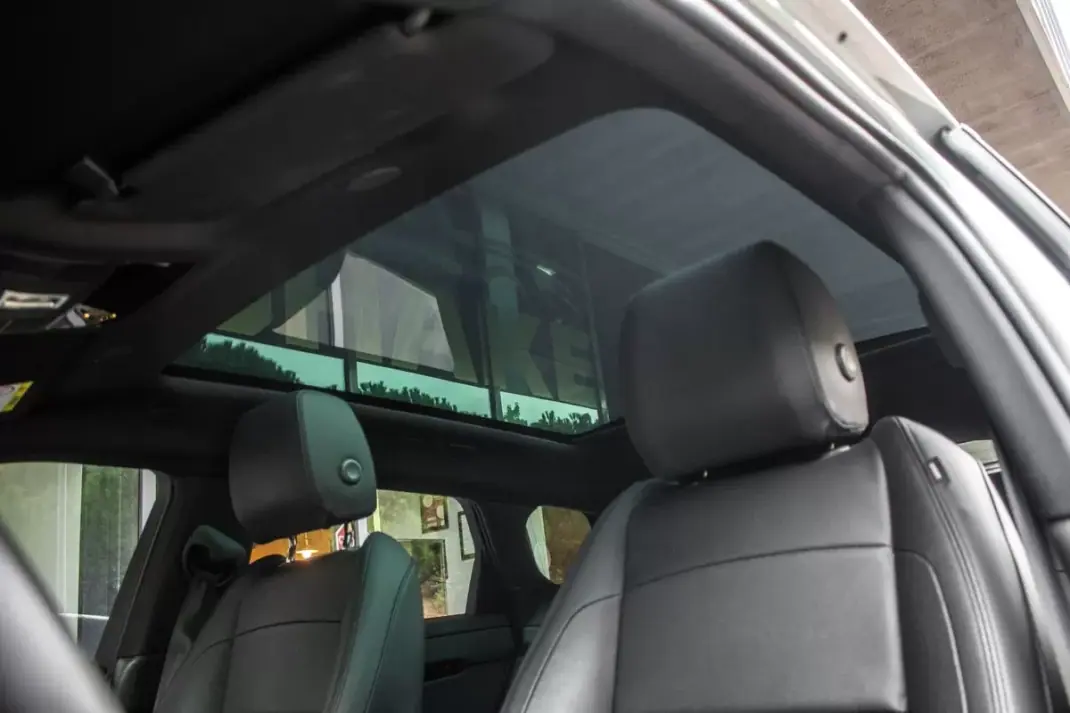 Land Rover Range Rover Evoque 2025 - 48990 EUR, 16300 km - 16300km - foto 32 de 39