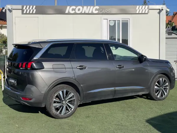 Peugeot 5008 2019 - 15490 EUR, 228000 km - AUTO.MOTO.pt - 228000km - foto 3 de 42