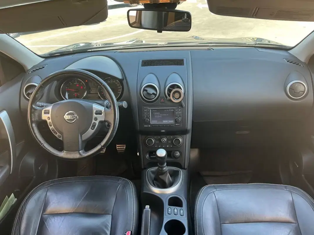 Nissan Qashqai 2013 - 9990 EUR, 209708 km - 209708km - foto 8 de 36