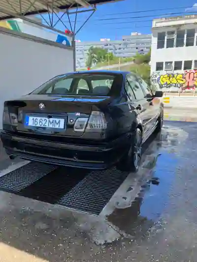 BMW 318 1998 - 1 EUR, 243428 km - AUTO.MOTO.pt - 243428km - foto 2 de 12
