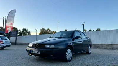 Alfa Romeo 155 1992 - 9999 EUR, 159000 km - AUTO.MOTO.pt - 159000km - foto 6 de 17