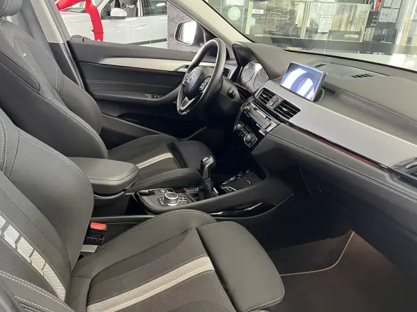 BMW X2 2020 - 24900 EUR, 86171 km - AUTO.MOTO.pt - 86171km - foto 18 de 25