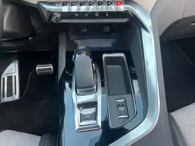 Peugeot 3008 2022 - 22900 EUR, 94740 km - AUTO.MOTO.pt - 94740km - foto 14 de 26