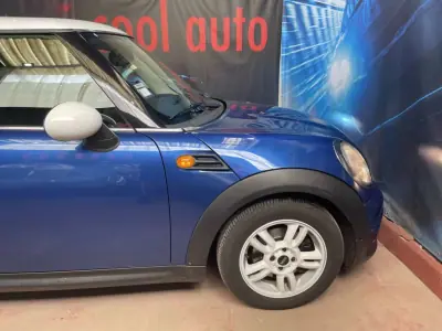 MINI One 2011 - 8500 EUR, 230000 km - AUTO.MOTO.pt - 230000km - foto 21 de 35