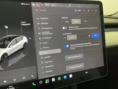 Tesla Model 3 2023 - 29750 EUR, 68000 km - AUTO.MOTO.pt - 68000km - foto 31 de 44