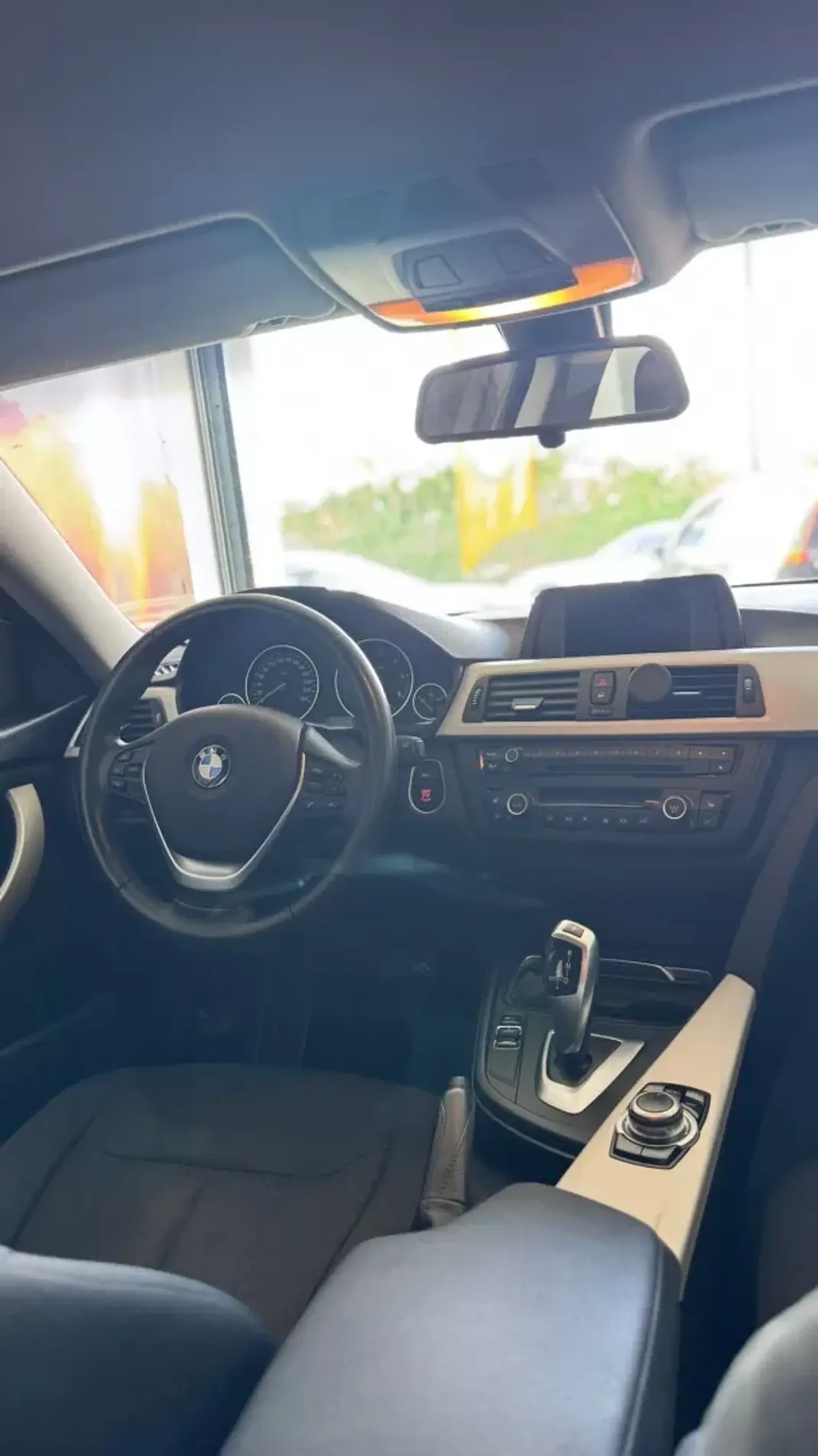 BMW 420 Gran Coupé 2017 - 19900 EUR, 216000 km - AUTO.MOTO.pt - 216000km - foto 12 de 14
