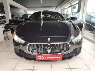 Maserati Ghibli 2015 - 34500 EUR, 129900 km - AUTO.MOTO.pt - 129900km - foto 20 de 36