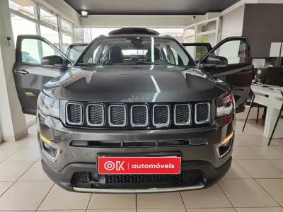 Jeep Compass 2018 - 17250 EUR, 110000 km - AUTO.MOTO.pt - 110000km - foto 20 de 34