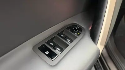 BMW iX 2024 - 72490 EUR, 47265 km - 47265km - foto 25 de 33
