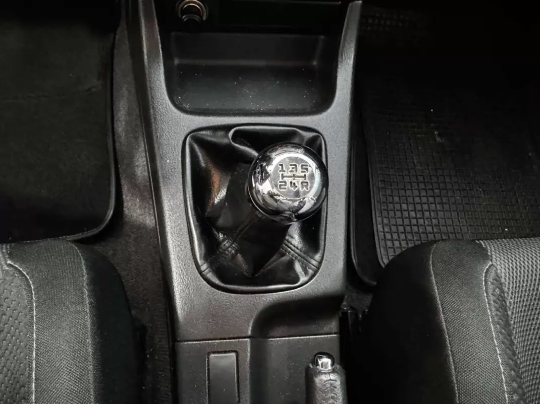 Subaru Impreza 2003 - 45000 EUR, 54000 km - AUTO.MOTO.pt - 54000km - foto 12 de 20