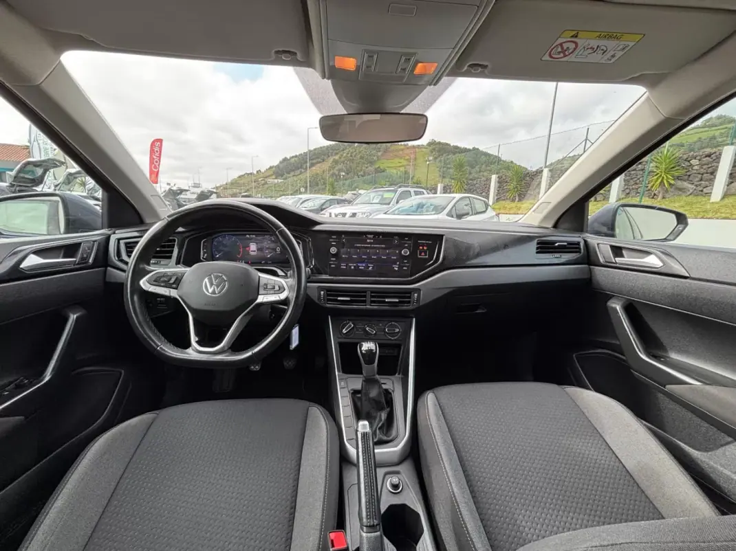 Volkswagen Polo 2022 - 18490 EUR, 52018 km - AUTO.MOTO.pt - 52018km - foto 11 de 13