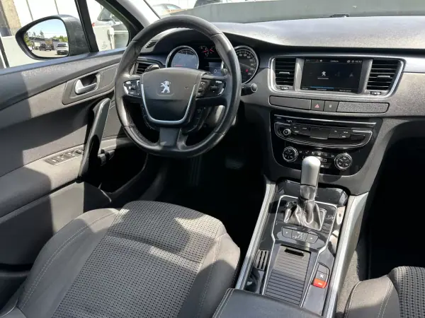 Peugeot 508 SW 2018 - 11900 EUR, 155000 km - AUTO.MOTO.pt - 155000km - foto 37 de 68