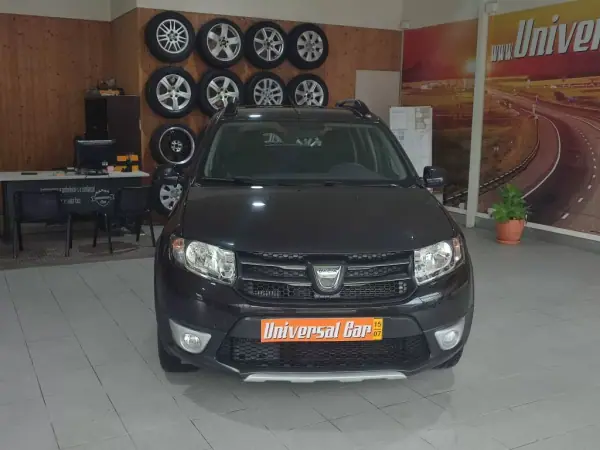 Dacia Sandero 2015 - 12900 EUR, 116000 km - AUTO.MOTO.pt - 116000km - foto 2 de 16