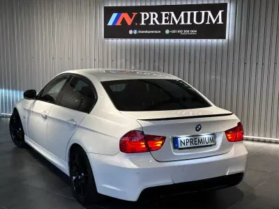 BMW 318 2011 - 15990 EUR, 230500 km - AUTO.MOTO.pt - 230500km - foto 16 de 38