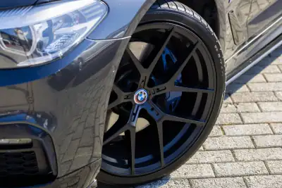 BMW 530e 2019 - 26850 EUR, 181810 km - AUTO.MOTO.pt - 181810km - foto 10 de 47