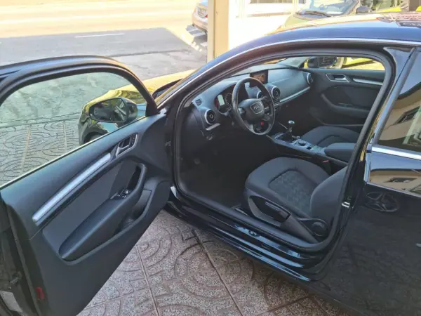 Audi A3 2014 - 14900 EUR, 250000 km - AUTO.MOTO.pt - 250000km - foto 16 de 38
