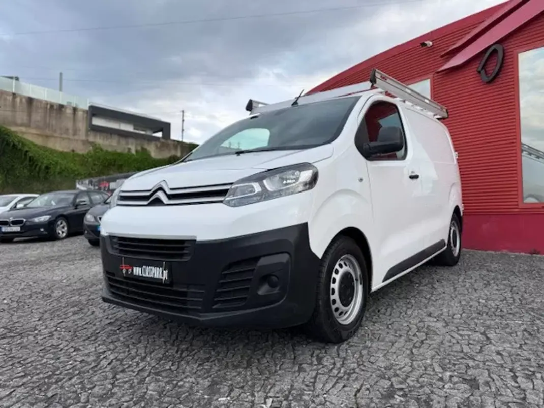 Citroën Jumpy 2020 - 12900 EUR, 160000 km - AUTO.MOTO.pt - 160000km - foto 18 de 18