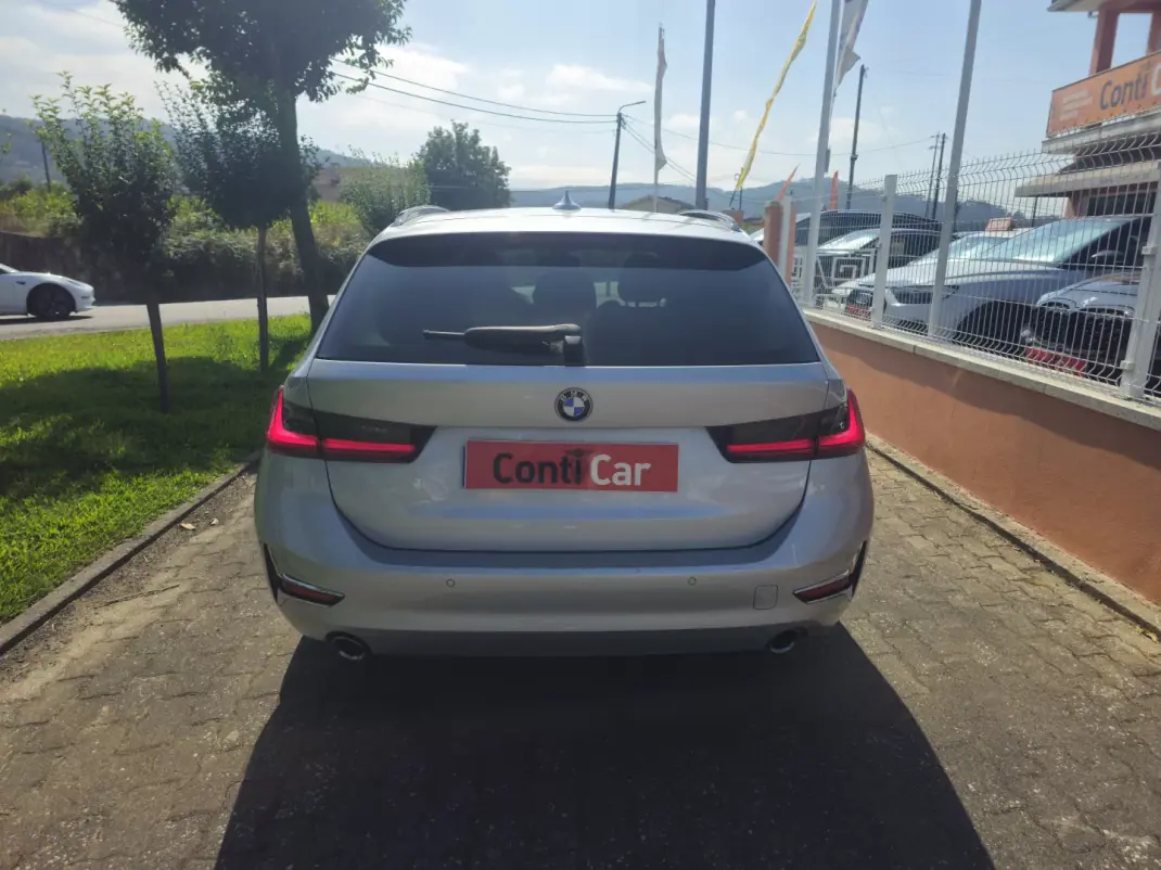 BMW 320 2020 - 24990 EUR, 126000 km - 126000km - foto 5 de 18