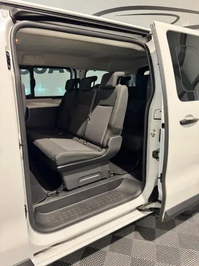 Opel Vivaro 2022 - 32900 EUR, 20415 km - AUTO.MOTO.pt - 20415km - foto 28 de 50