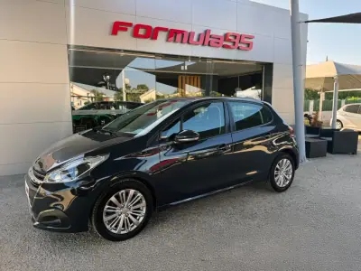 Peugeot 208 2019 - 11900 EUR, 151021 km - AUTO.MOTO.pt - 151021km - foto 2 de 21