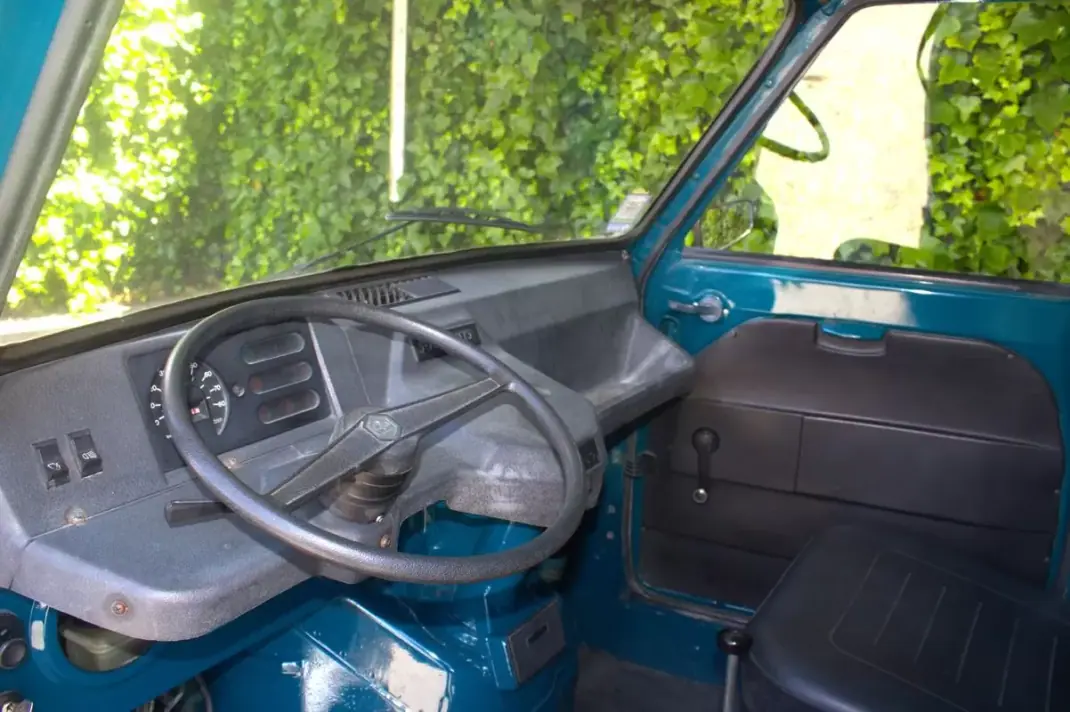 Piaggio APE 1990 - 7000 EUR, 8000 km - AUTO.MOTO.pt - 8000km - foto 11 de 13