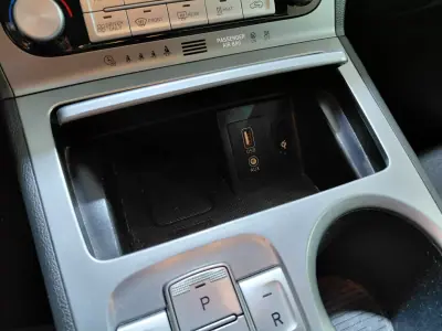 Hyundai Kauai 2019 - 18800 EUR, 99000 km - AUTO.MOTO.pt - 99000km - foto 23 de 26