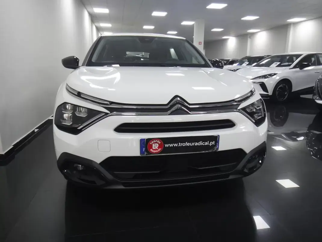 Citroën e-C4 2023 - 19990 EUR, 53436 km - AUTO.MOTO.pt - 53436km - foto 21 de 53