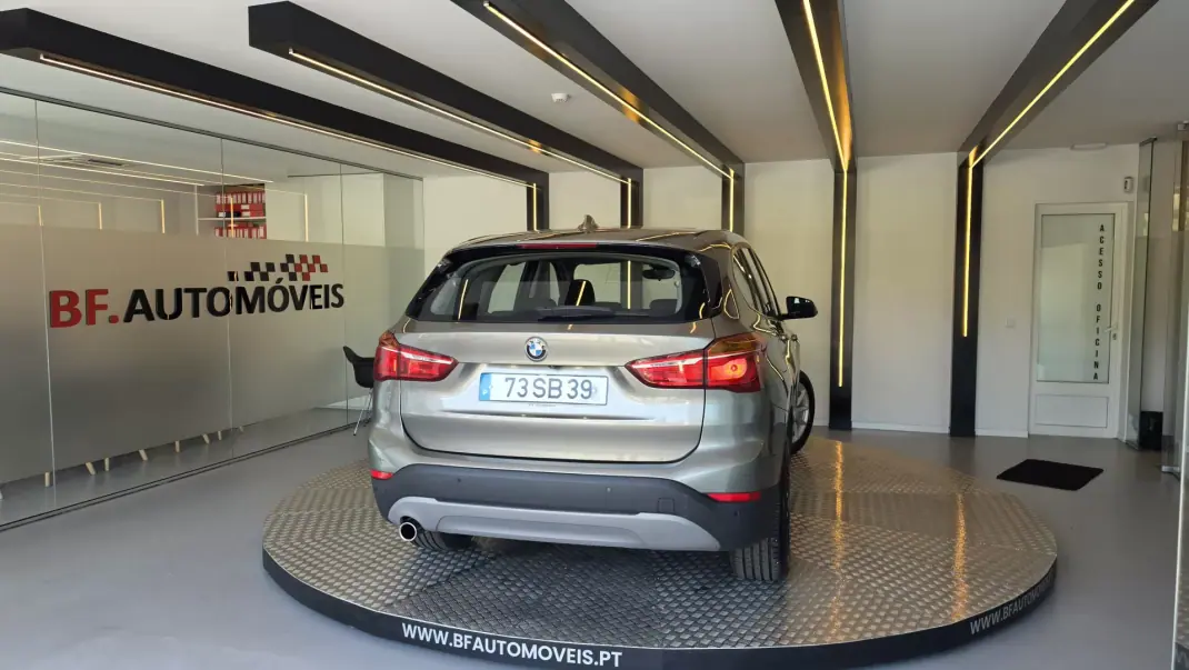 BMW X1 2016 - 22500 EUR, 76896 km - AUTO.MOTO.pt - 76896km - foto 18 de 61