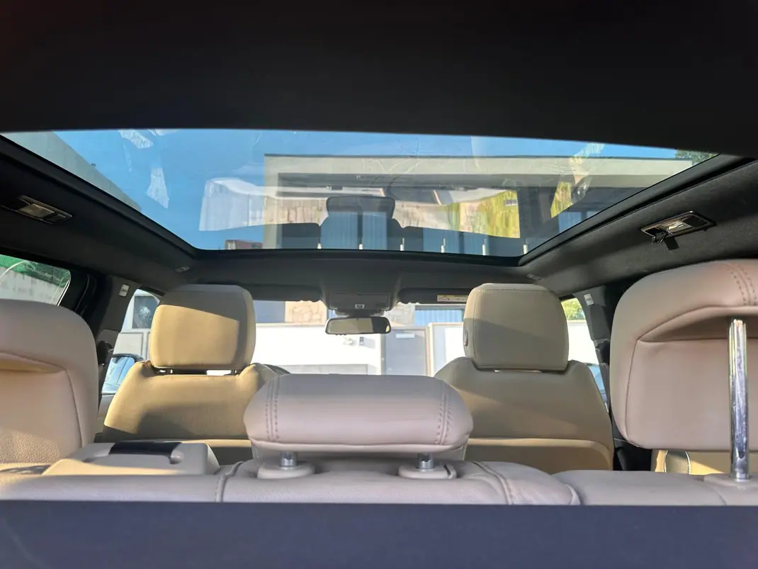 Land Rover Range Rover Evoque 2016 - 22500 EUR, 143300 km - AUTO.MOTO.pt - 143300km - foto 12 de 17