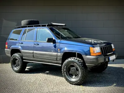 Jeep Grand Cherokee 1997 - 8999 EUR, 196000 km - AUTO.MOTO.pt - 196000km - foto 3 de 22