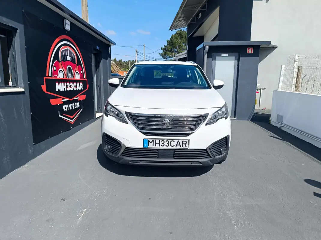 Peugeot 5008 2019 - 14900 EUR, 203649 km - AUTO.MOTO.pt - 203649km - foto 1 de 34
